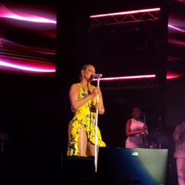 *VIDEO* Mariah Carey enamora a Aruba con su concierto